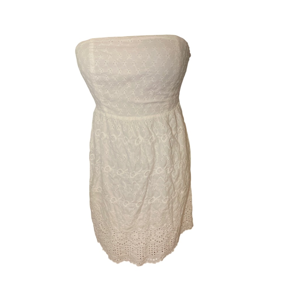 Old Navy White Eyelet Strapless Dress Floral Embroidery Smocked‎ Back Size 12